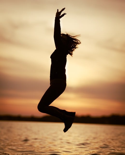 黄素馨盆栽怎么养护 , 探秘黄素馨:从养护到文化插图 黄素馨盆栽怎么养护 , 探秘黄素馨:从养护到文化插图