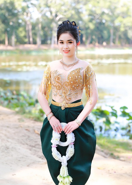 瓶子草和猪笼草的区别,瓶子草和猪笼草在食虫植物中的地位和研究价值是什么?插图 瓶子草和猪笼草的区别,瓶子草和猪笼草在食虫植物中的地位和研究价值是什么?插图